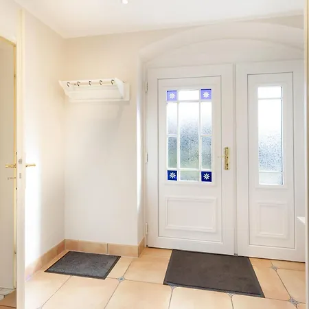 펜션 Senenskiin 리스트